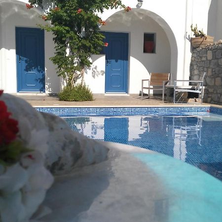 Sofia Studios Agia Anna  Luaran gambar